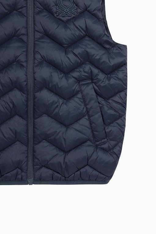 https://img.benettonmall.com/PARTS/KO/24F/2TWDCJ00RNY_MB_D3.jpg