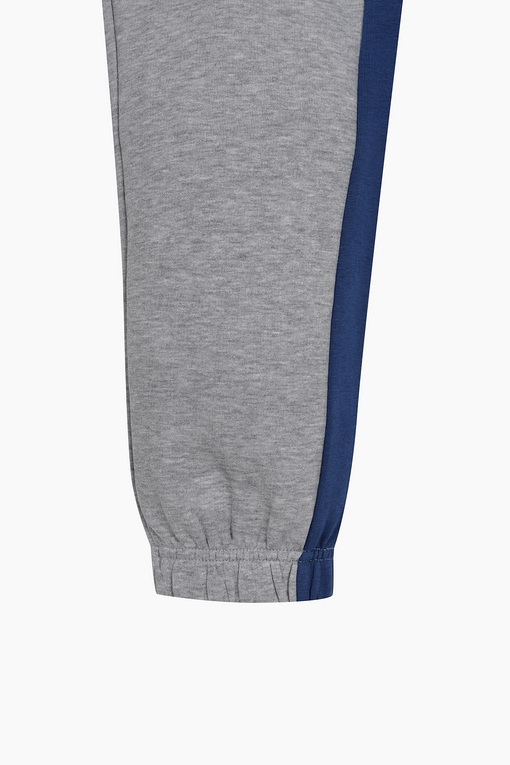 https://img.benettonmall.com/PARTS/KO/24F/32N4CF056MG_MB_D3.jpg