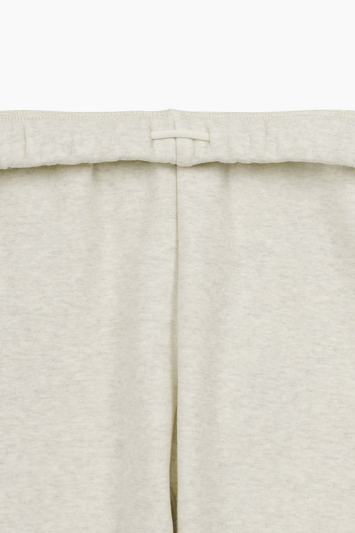 https://img.benettonmall.com/PARTS/KO/24F/QALG09461OT_MB_D3.jpg