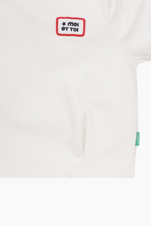https://img.benettonmall.com/PARTS/KO/24F/QAMT06441IV_MB_D3.jpg
