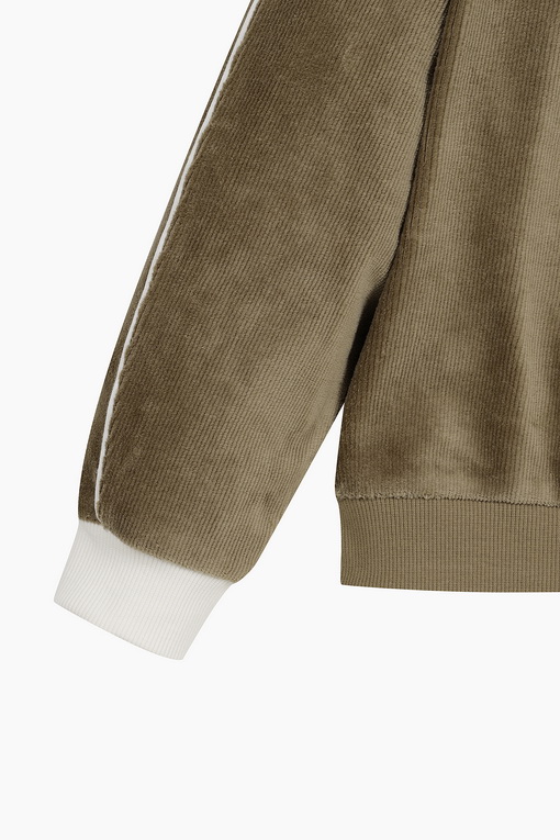 https://img.benettonmall.com/PARTS/KO/24F/QAMT13461BR_MB_D3.jpg