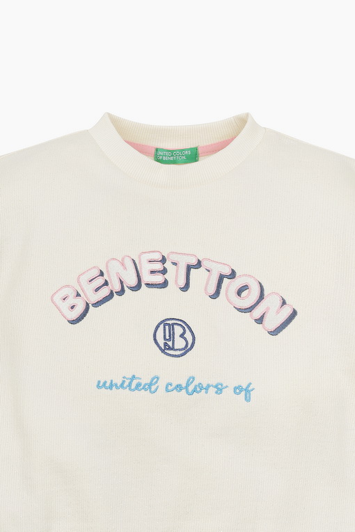 https://img.benettonmall.com/PARTS/KO/24F/QAOP13441IV_MB_D2.jpg