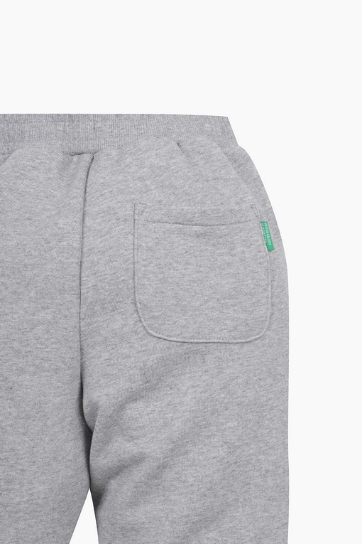 https://img.benettonmall.com/PARTS/KO/24F/QATP04461MG_MB_D4.jpg