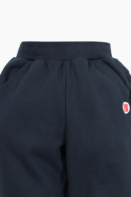 https://img.benettonmall.com/PARTS/KO/24F/QATP05461NY_MB_D2.jpg