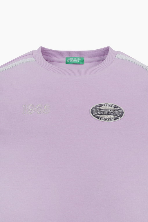 https://img.benettonmall.com/PARTS/KO/24F/QATS14461LV_MB_D2.jpg