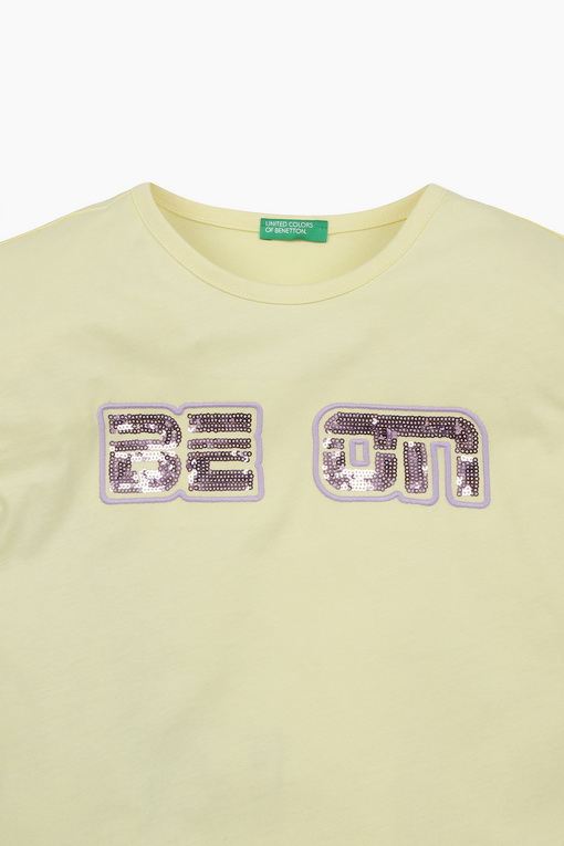 https://img.benettonmall.com/PARTS/KO/24S/3I1XC10J8YE_MB_D2.jpg
