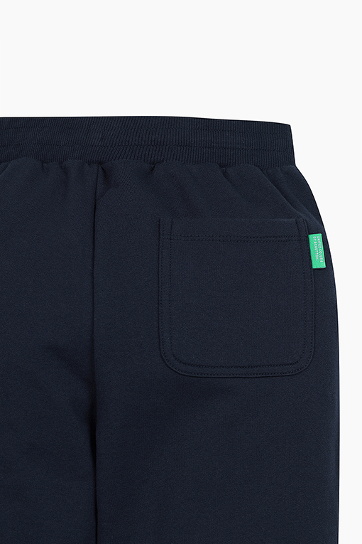 https://img.benettonmall.com/PARTS/KO/24S/QATP02411NY_MB_D4.jpg
