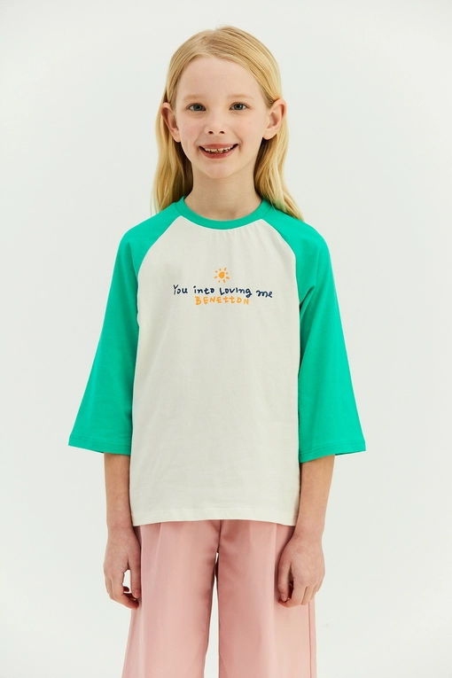 https://img.benettonmall.com/PARTS/KO/24S/QATS07411GN_MB.jpg