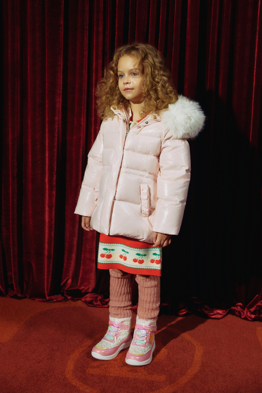 https://img.benettonmall.com/PARTS/KO/25F/QADJ05561LP_MB_D0.jpg
