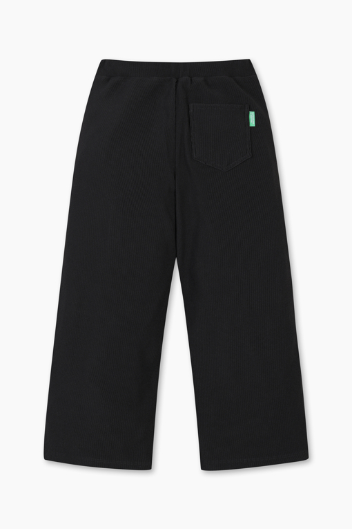 https://img.benettonmall.com/PARTS/KO/25F/QALG08541BK_MB_D1.jpg