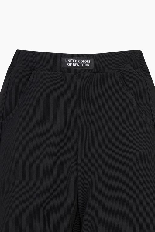 https://img.benettonmall.com/PARTS/KO/25F/QALG08541BK_MB_D2.jpg
