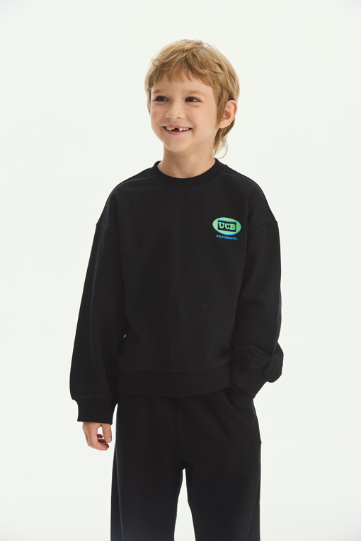 https://img.benettonmall.com/PARTS/KO/25F/QAMT01541BK_MB_D0.jpg
