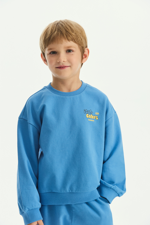 https://img.benettonmall.com/PARTS/KO/25F/QAMT10541BL_MB_D0.jpg