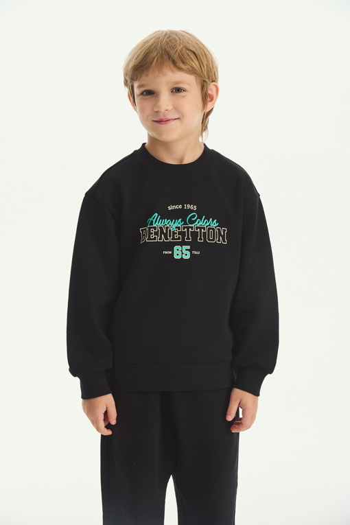 https://img.benettonmall.com/PARTS/KO/25F/QAMT13561BK_MB_D0.jpg