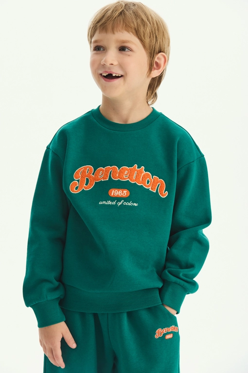 https://img.benettonmall.com/PARTS/KO/25F/QAMT16561GN_MB.jpg