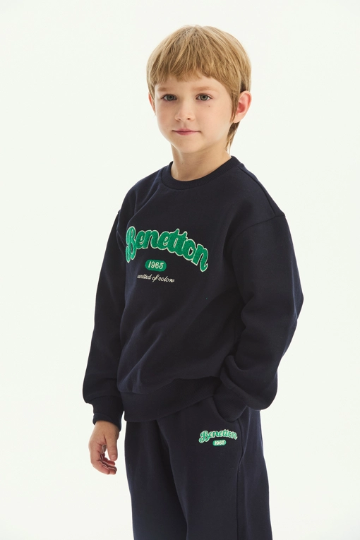 https://img.benettonmall.com/PARTS/KO/25F/QAMT16561NY_MB.jpg