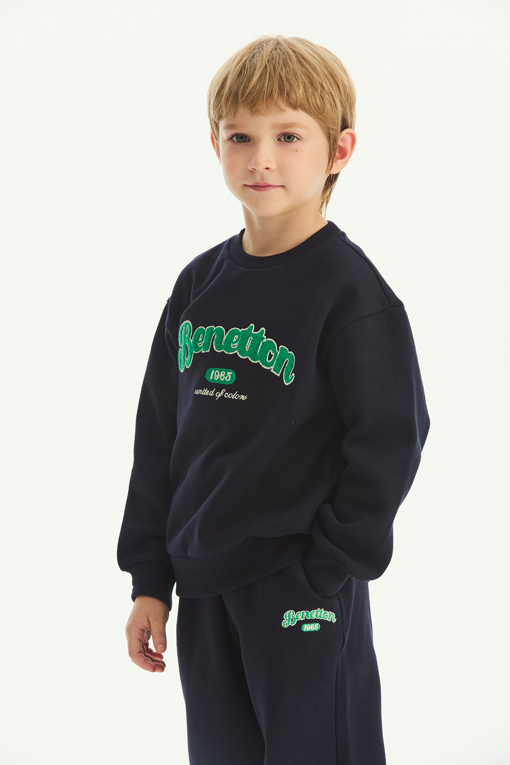 https://img.benettonmall.com/PARTS/KO/25F/QAMT16561NY_MB_D0.jpg