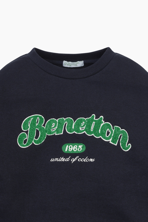 https://img.benettonmall.com/PARTS/KO/25F/QAMT16561NY_MB_D3.jpg