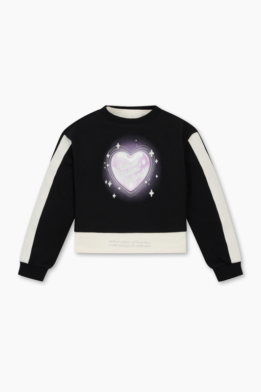 https://img.benettonmall.com/PARTS/KO/25F/QAMT23561BK_MB_D0.jpg