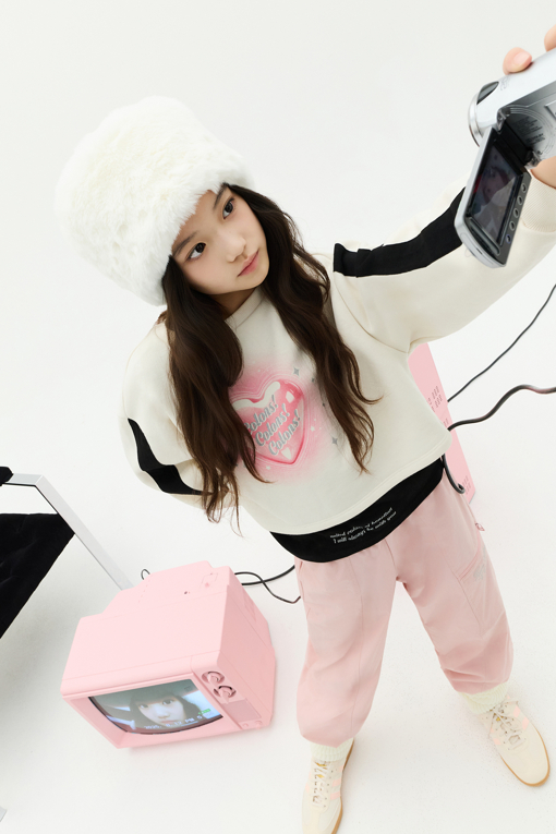 https://img.benettonmall.com/PARTS/KO/25F/QAMT23561IV_MB_D0.jpg