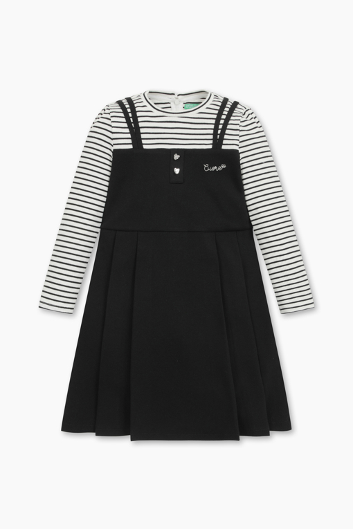https://img.benettonmall.com/PARTS/KO/25F/QAOP11541BK_MB_D0.jpg