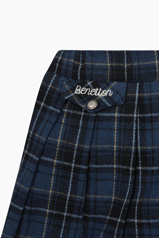 https://img.benettonmall.com/PARTS/KO/25F/QASK01561NY_MB_D3.jpg?