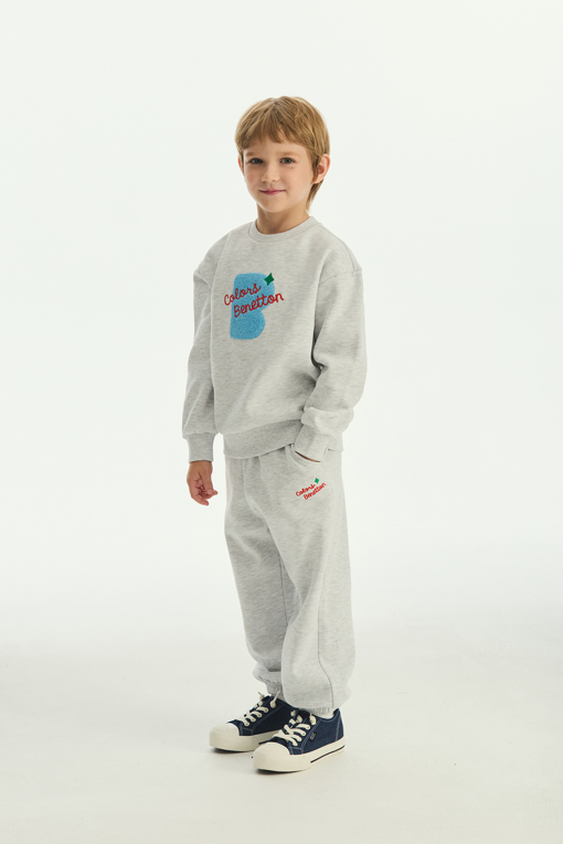 https://img.benettonmall.com/PARTS/KO/25F/QATP03561MG_MB_D0.jpg