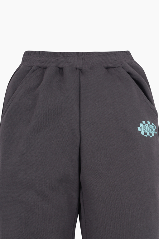 https://img.benettonmall.com/PARTS/KO/25F/QATP06561CG_MB_D3.jpg