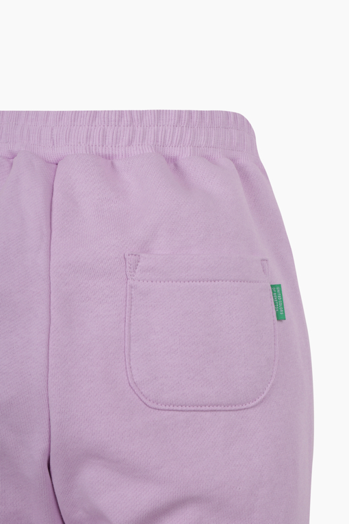https://img.benettonmall.com/PARTS/KO/25F/QATP06561VO_MB_D4.jpg