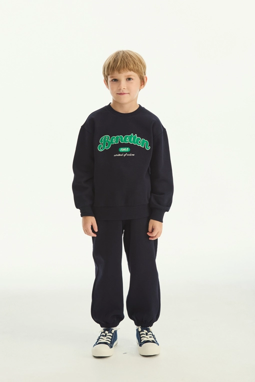 https://img.benettonmall.com/PARTS/KO/25F/QATP07561NY_MB.jpg