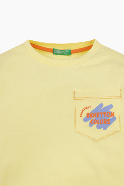 https://img.benettonmall.com/PARTS/KO/25F/QATS12541YE_MB_D2.jpg