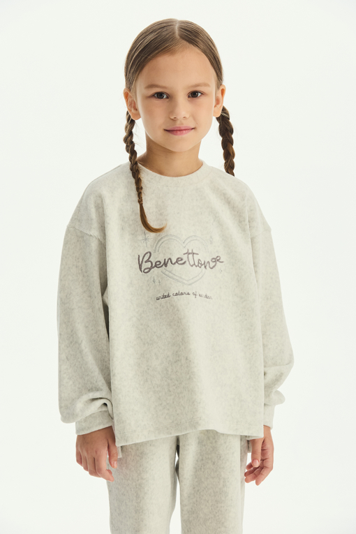 https://img.benettonmall.com/PARTS/KO/25F/QATS13561MG_MB_D0.jpg