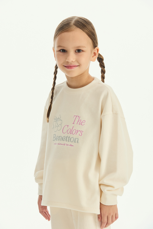 https://img.benettonmall.com/PARTS/KO/25F/QATS15561IV_MB_D0.jpg