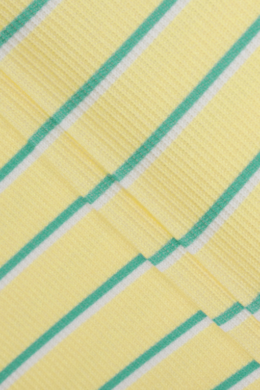 https://img.benettonmall.com/PARTS/KO/25F/QATS18561YE_MB_D6.jpg