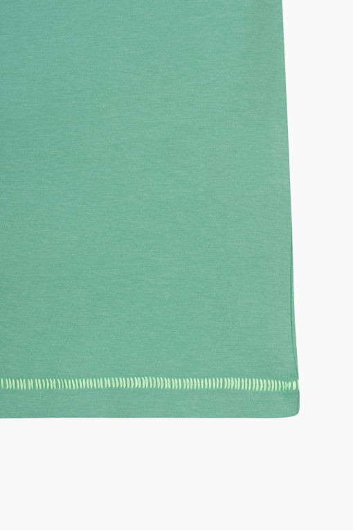 https://img.benettonmall.com/PARTS/KO/25S/3I1XC10P6MT_MB_D3.jpg