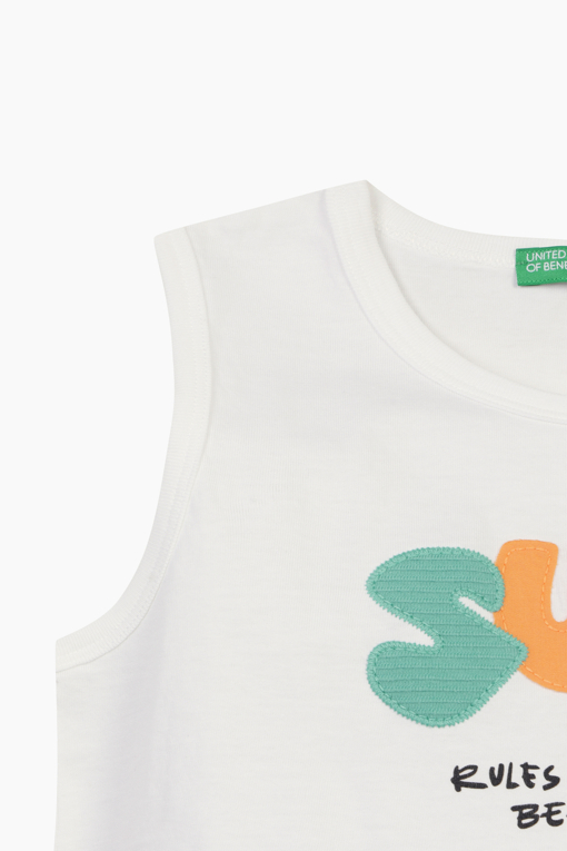 https://img.benettonmall.com/PARTS/KO/25S/3I1XGH014WH_MB_D3.jpg