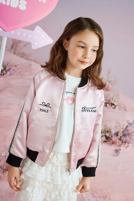 https://img.benettonmall.com/PARTS/KO/25S/QAJP03511PK_MB.jpg
