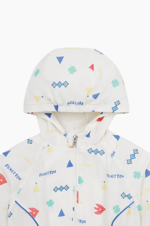 https://img.benettonmall.com/PARTS/KO/25S/QAJP08531IV_MB_D2.jpg