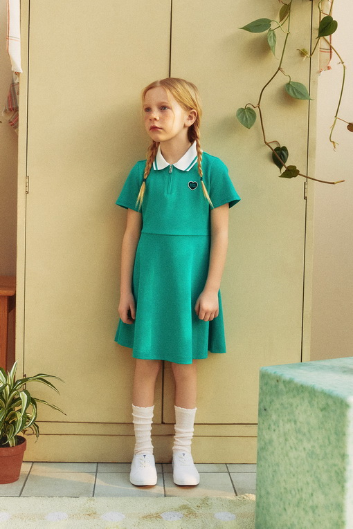 https://img.benettonmall.com/PARTS/KO/25S/QAOP18531GN_MB_D0.jpg