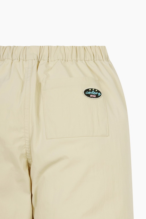 https://img.benettonmall.com/PARTS/KO/25S/QAPT02511BG_MB_D3.jpg