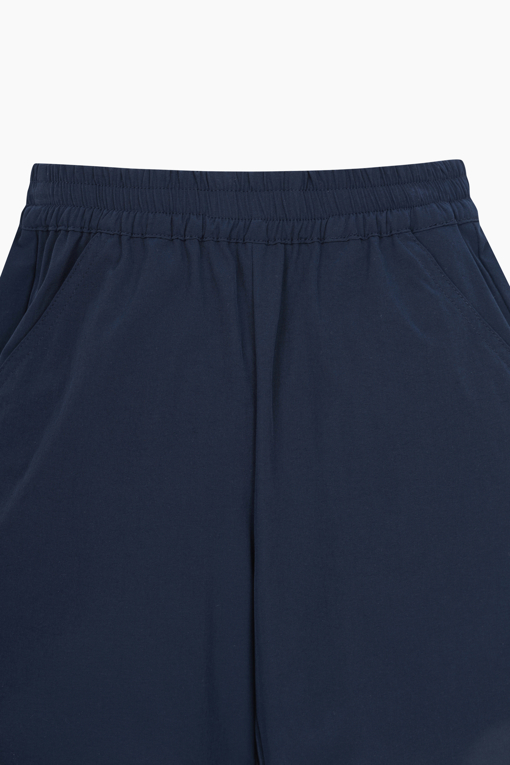 https://img.benettonmall.com/PARTS/KO/25S/QAPT08531NY_MB_D2.jpg