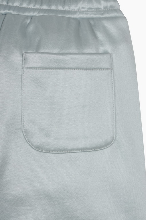 https://img.benettonmall.com/PARTS/KO/25S/QATP01511MT_MB_D3.jpg