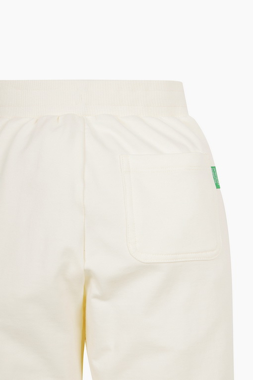 https://img.benettonmall.com/PARTS/KO/25S/QATP04511IV_MB_D3.jpg