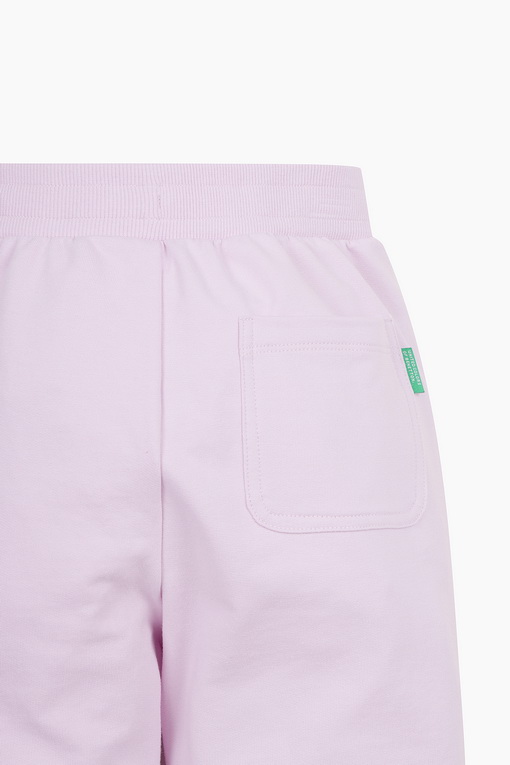 https://img.benettonmall.com/PARTS/KO/25S/QATP04511LV_MB_D3.jpg