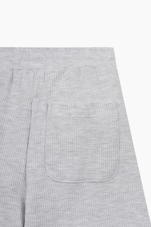https://img.benettonmall.com/PARTS/KO/25S/QATP05531LG_MB_D3.jpg