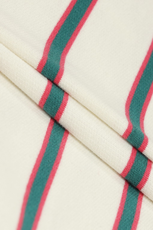 https://img.benettonmall.com/PARTS/KO/25S/QATS02511IV_MB_D4.jpg