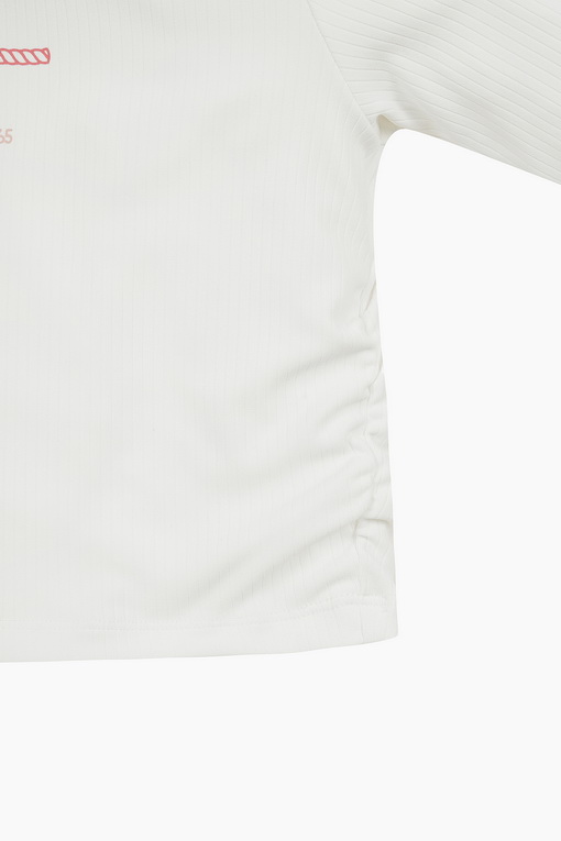 https://img.benettonmall.com/PARTS/KO/25S/QATS03511IV_MB_D3.jpg