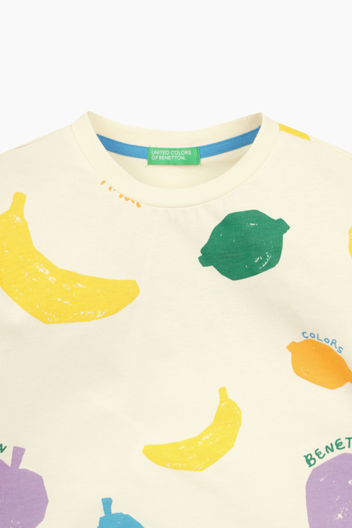 https://img.benettonmall.com/PARTS/KO/25S/QATS05531CR_MB_D2.jpg