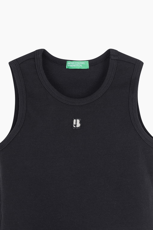 https://img.benettonmall.com/PARTS/KO/25S/QATS06511BK_MB_D2.jpg
