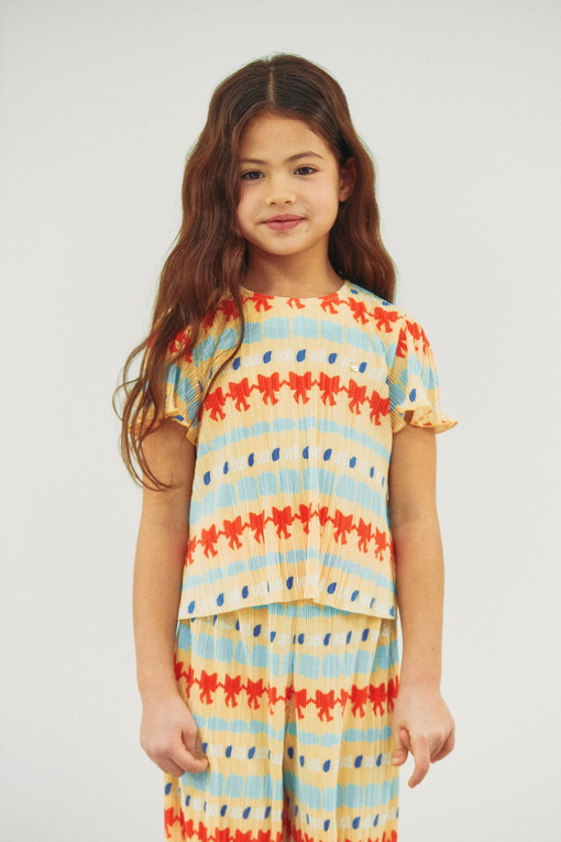 https://img.benettonmall.com/PARTS/KO/25S/QAWS07531YE_MB_D0.jpg